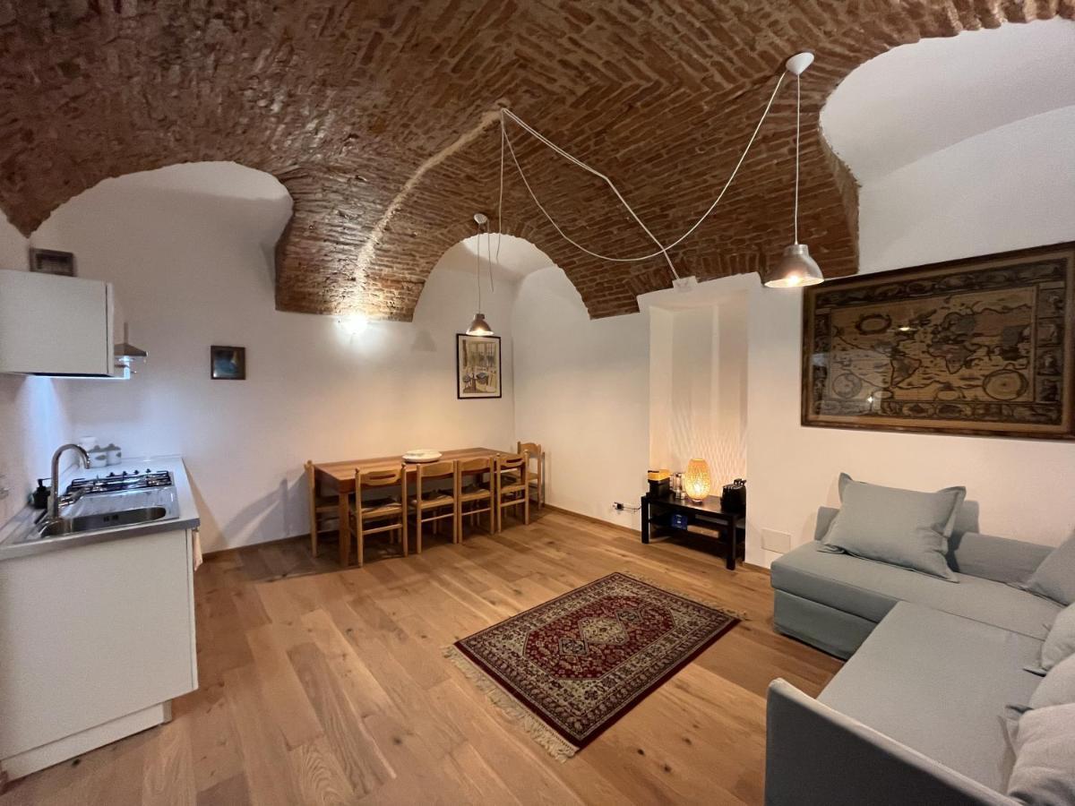 Suite The Brick - Host By Traveller'S Nest Turin Ngoại thất bức ảnh